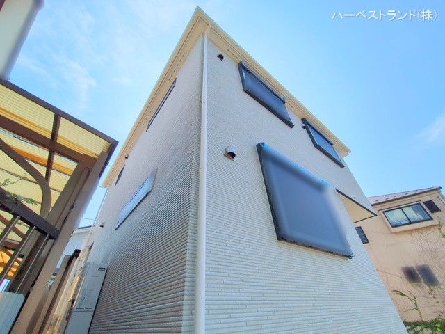 神奈川県横浜市旭区二俣川２丁目の新築戸建て完成写真 2025年8月19日撮影