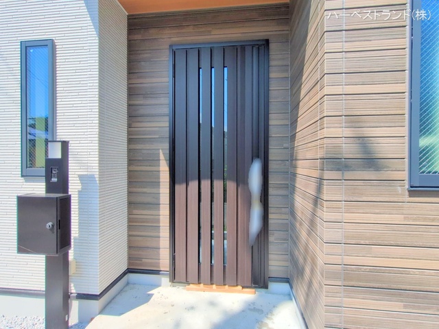 神奈川県横浜市旭区二俣川２丁目の新築戸建て完成写真 2025年8月19日撮影