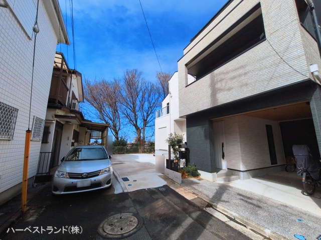 神奈川県横浜市鶴見区東寺尾東台の新築戸建て完成写真 2026年3月3日撮影