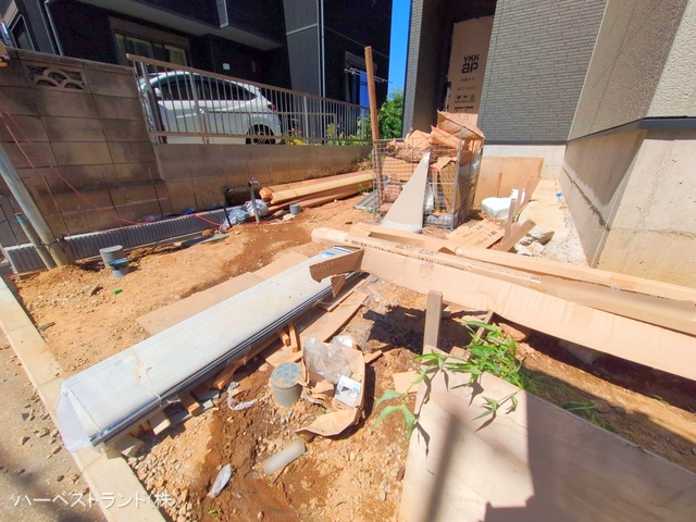 神奈川県横浜市神奈川区菅田町の新築戸建て外構写真 2025年7月24日撮影