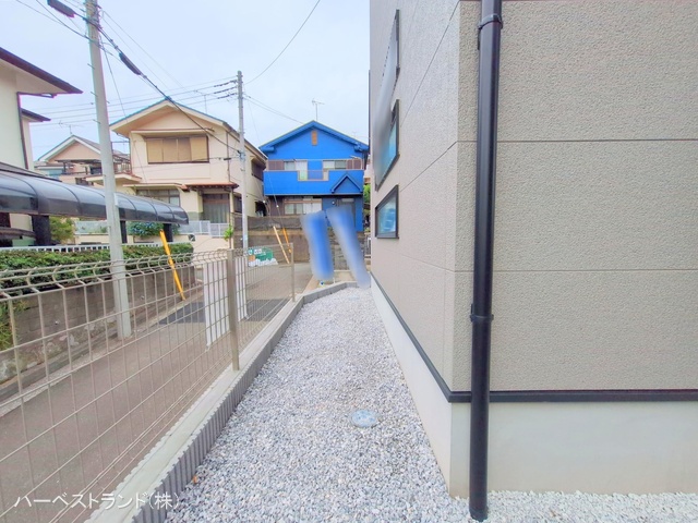 神奈川県横浜市神奈川区菅田町の新築戸建て完成写真 2025年10月22日撮影