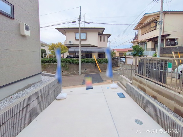 神奈川県横浜市神奈川区菅田町の新築戸建て完成写真 2025年10月22日撮影