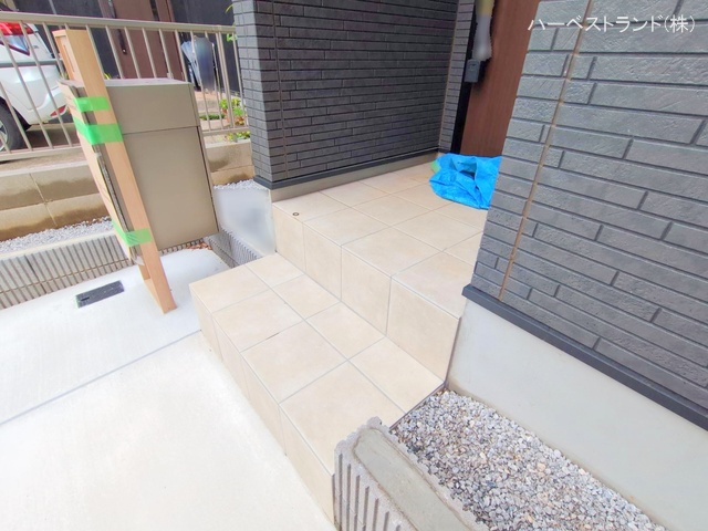 神奈川県横浜市神奈川区菅田町の新築戸建て完成写真 2025年10月22日撮影