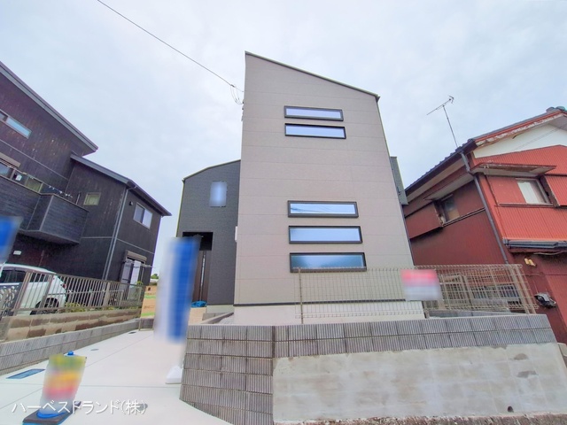 神奈川県横浜市神奈川区菅田町の新築戸建て完成写真 2025年10月22日撮影