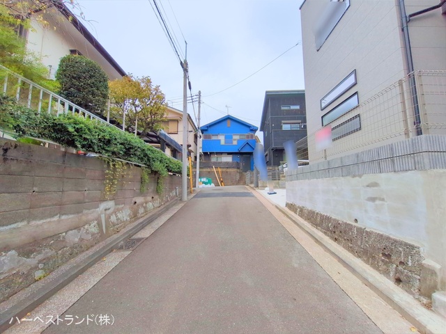 神奈川県横浜市神奈川区菅田町の新築戸建て完成写真 2025年10月22日撮影