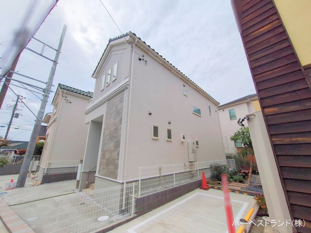 神奈川県座間市南栗原3丁目の新築戸建て完成写真 2025年10月30日撮影