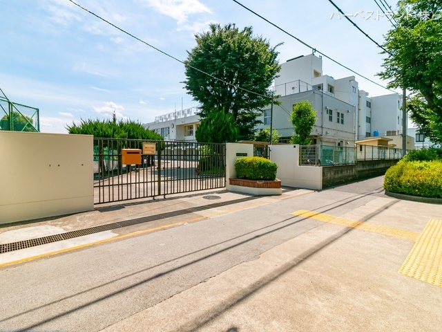 立川市立立川第六中学校 距離1840m