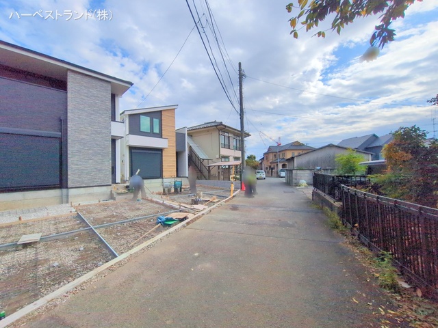 東京都八王子市元本郷町３丁目の新築戸建て外構写真 2025年10月23日撮影