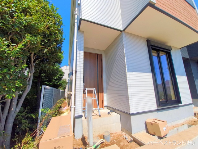 神奈川県横浜市港北区篠原北１丁目の新築戸建て外構写真 2025年7月23日撮影