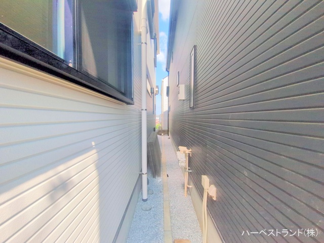 神奈川県横浜市港北区篠原北１丁目の新築戸建て完成写真 2025年8月28日撮影