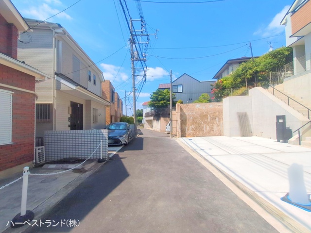 神奈川県横浜市港北区篠原北１丁目の新築戸建て完成写真 2025年8月28日撮影