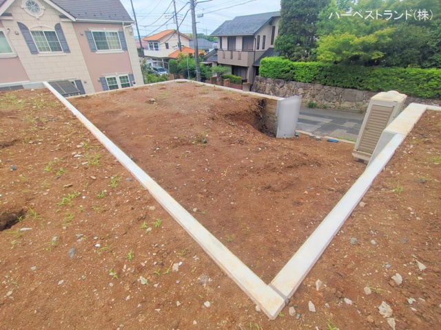 神奈川県横浜市都筑区荏田南３丁目の新築戸建て更地・土地写真 2025年6月8日撮影