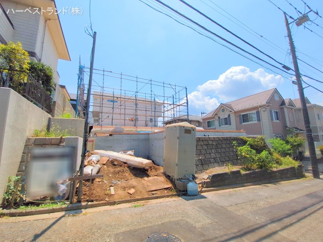 神奈川県横浜市都筑区荏田南３丁目の新築戸建て基礎写真 2025年7月27日撮影