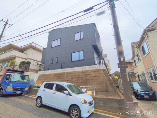 神奈川県横浜市都筑区荏田南３丁目の新築戸建て外構写真 2025年11月24日撮影