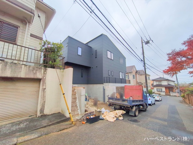 神奈川県横浜市都筑区荏田南３丁目の新築戸建て外構写真 2025年11月24日撮影