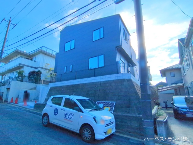 神奈川県横浜市都筑区荏田南３丁目の新築戸建て外構写真 2025年12月17日撮影