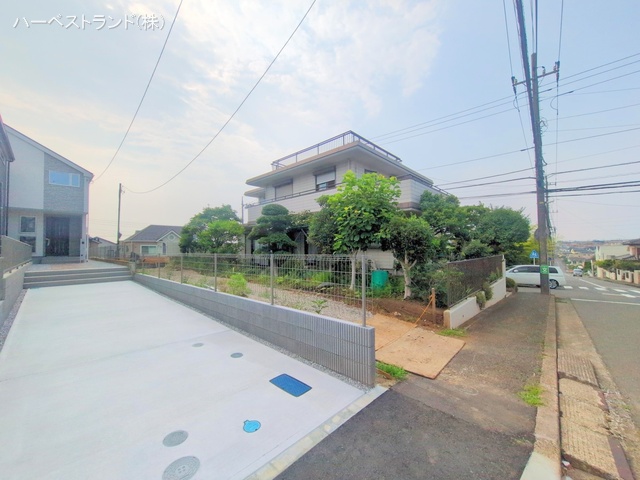 神奈川県横浜市都筑区荏田南３丁目の新築戸建て基礎写真 2025年7月6日撮影