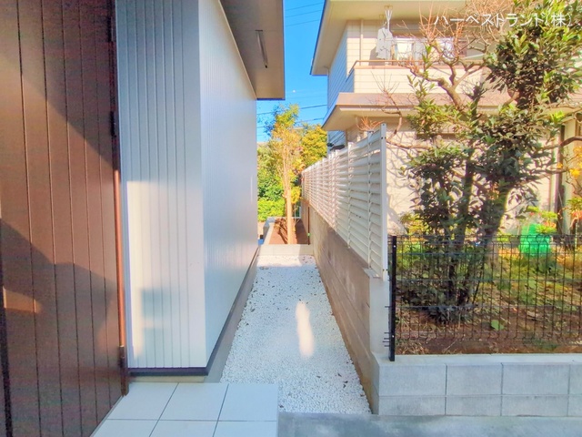 神奈川県横浜市都筑区荏田南３丁目の新築戸建て完成写真 2025年12月17日撮影