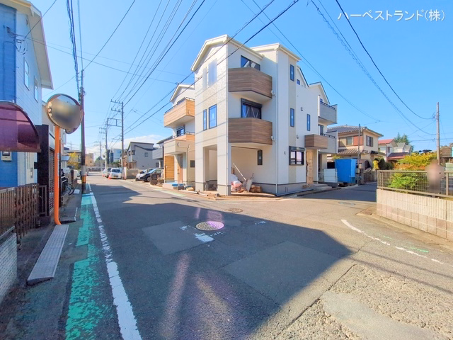 神奈川県相模原市南区南台４丁目の新築戸建て外構写真 2025年10月29日撮影