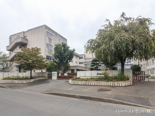 相模原市立内出中学校　距離1280m