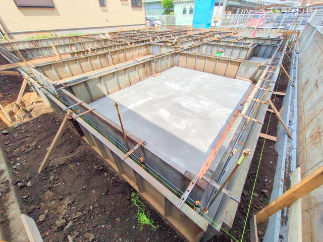 神奈川県座間市小松原2丁目の新築戸建て基礎写真 2025年7月13日撮影