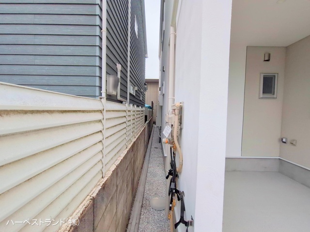 神奈川県座間市小松原2丁目の新築戸建て完成写真 2025年11月12日撮影