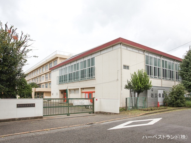 座間市立東中学校 距離1050m