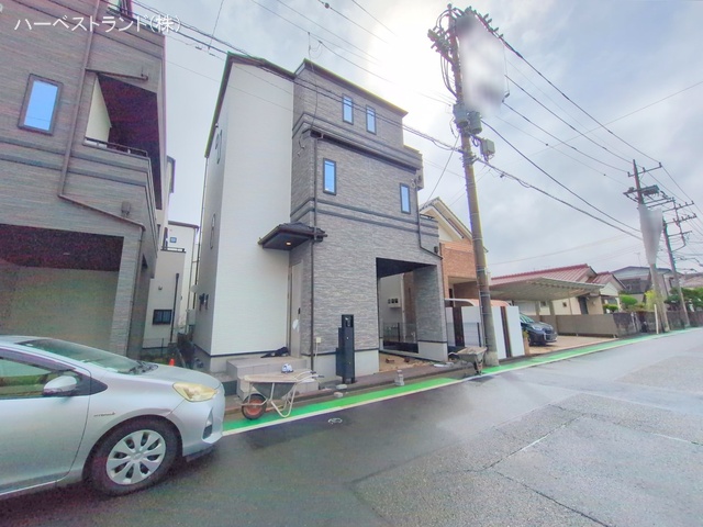 神奈川県相模原市中央区淵野辺本町２丁目の新築戸建て外構写真 2025年10月15日撮影