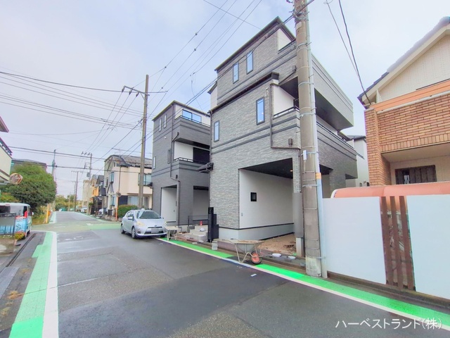 神奈川県相模原市中央区淵野辺本町２丁目の新築戸建て外構写真 2025年10月15日撮影