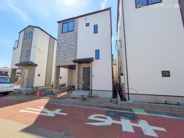 神奈川県相模原市中央区淵野辺本町２丁目の新築戸建て外構写真 2025年9月23日撮影