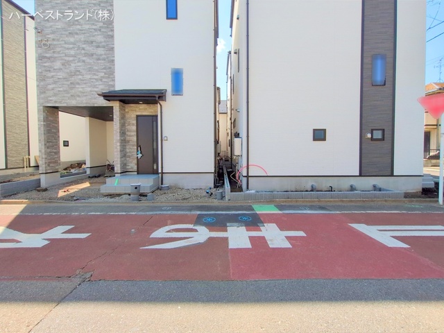 神奈川県相模原市中央区淵野辺本町２丁目の新築戸建て外構写真 2025年9月23日撮影