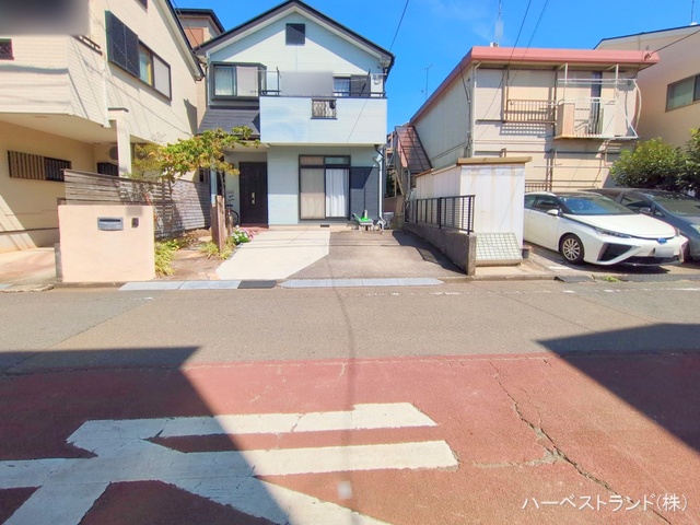 神奈川県相模原市中央区淵野辺本町２丁目の新築戸建て外構写真 2025年9月23日撮影