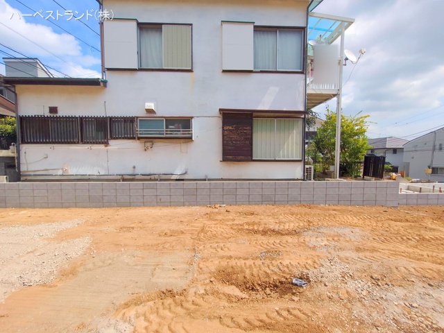 神奈川県横浜市港北区高田西3丁目の新築戸建て更地・土地写真 2025年8月28日撮影