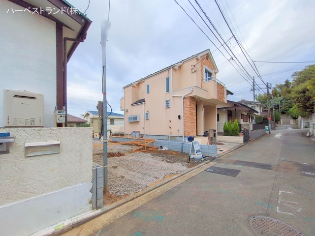 神奈川県横浜市港北区高田西３丁目の新築戸建て基礎写真 2025年10月5日撮影