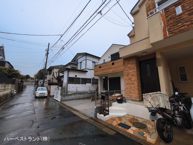 神奈川県横浜市港北区高田西3丁目の新築戸建て完成写真 2026年3月9日撮影