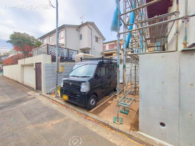 神奈川県横浜市港北区高田西３丁目の新築戸建て外構写真 2025年12月18日撮影