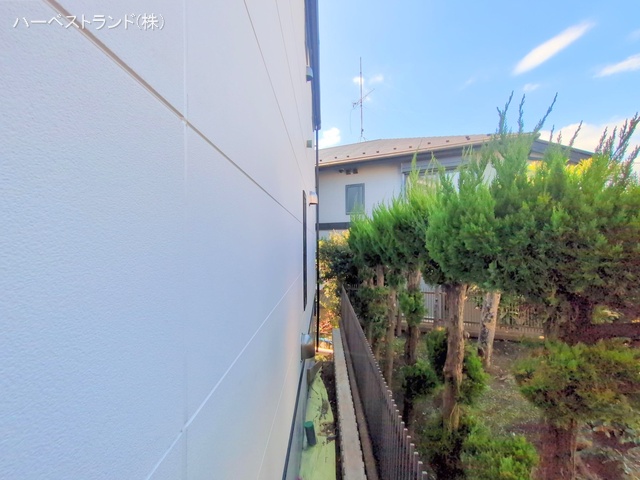 神奈川県横浜市鶴見区北寺尾７丁目の新築戸建て外構写真 2025年10月9日撮影