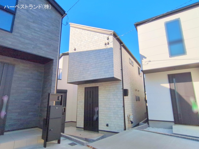 神奈川県横浜市鶴見区北寺尾７丁目の新築戸建て外構写真 2025年12月4日撮影