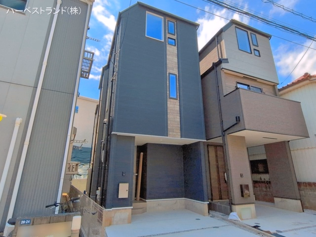 横浜市神奈川区白幡東町(戸建)A 完成