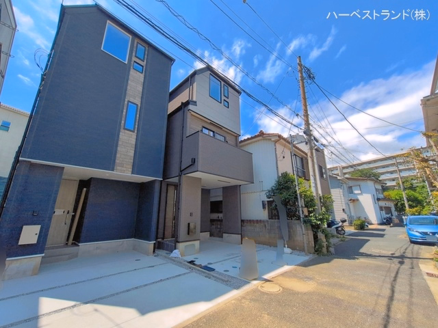 横浜市神奈川区白幡東町（戸建）B 完成