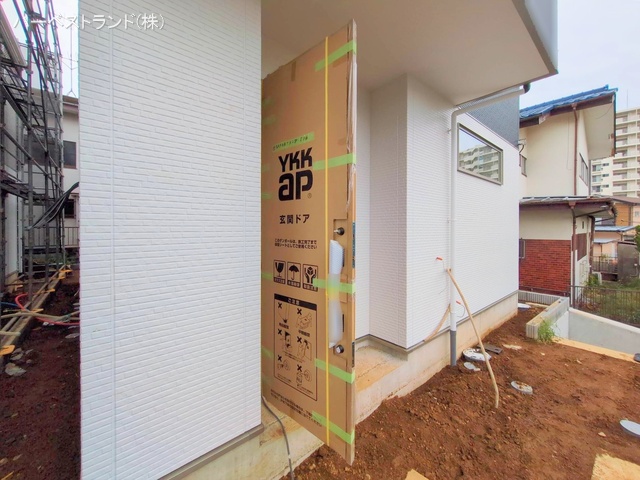 神奈川県座間市緑ケ丘6丁目の新築戸建て外構写真 2025年10月22日撮影