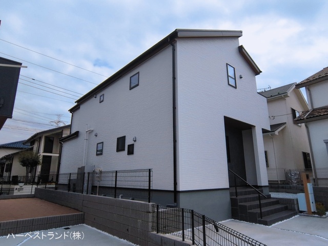 神奈川県川崎市麻生区虹ケ丘１丁目の新築戸建て完成写真 2026年3月15日撮影