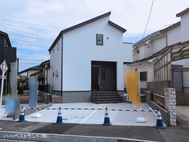 神奈川県川崎市麻生区虹ケ丘１丁目の新築戸建て完成写真 2026年3月15日撮影