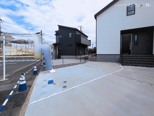 神奈川県川崎市麻生区虹ケ丘１丁目の新築戸建て完成写真 2026年3月15日撮影