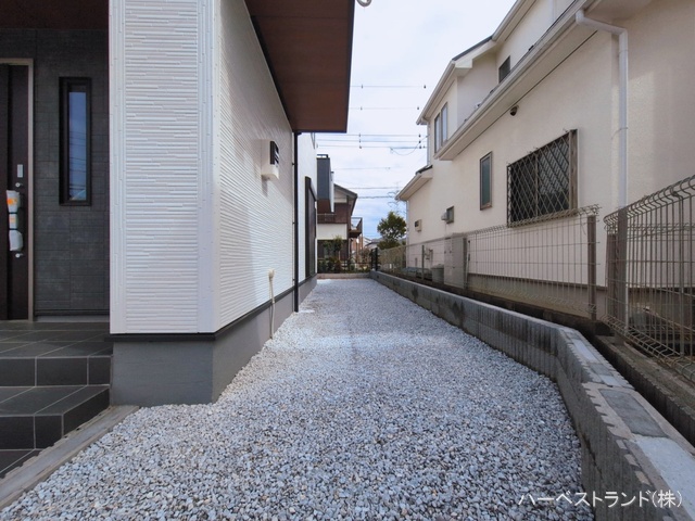 神奈川県川崎市麻生区虹ケ丘１丁目の新築戸建て完成写真 2026年3月15日撮影