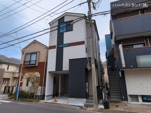 神奈川県横浜市鶴見区東寺尾2丁目の新築戸建て完成写真 2026年3月17日撮影
