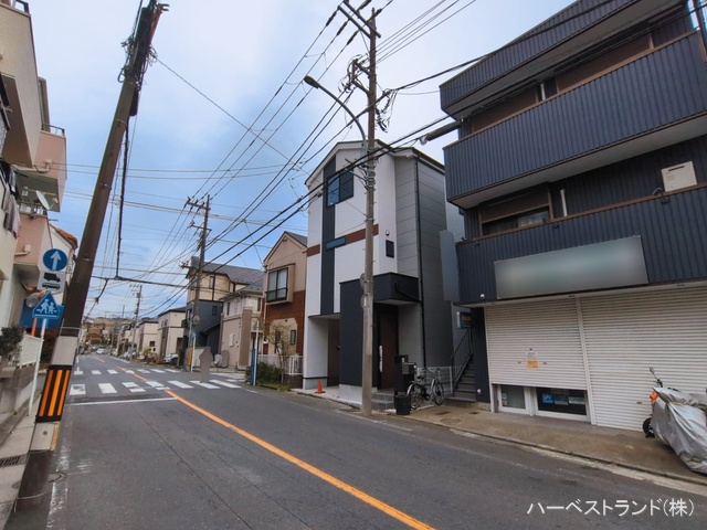 神奈川県横浜市鶴見区東寺尾2丁目の新築戸建て完成写真 2026年3月17日撮影