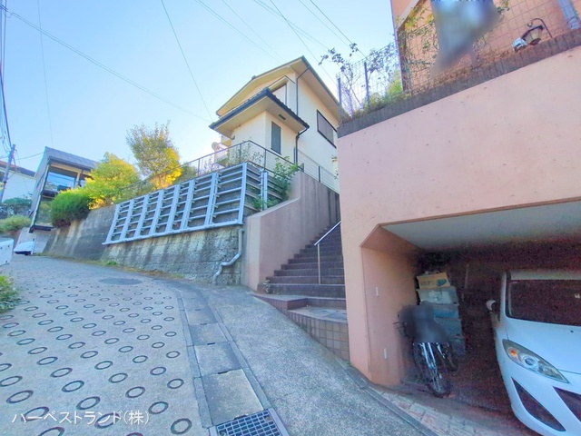 神奈川県川崎市中原区井田2丁目の中古戸建て完成写真 2025年8月31日撮影