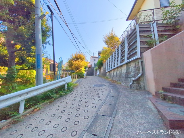 神奈川県川崎市中原区井田2丁目の中古戸建て完成写真 2025年8月31日撮影