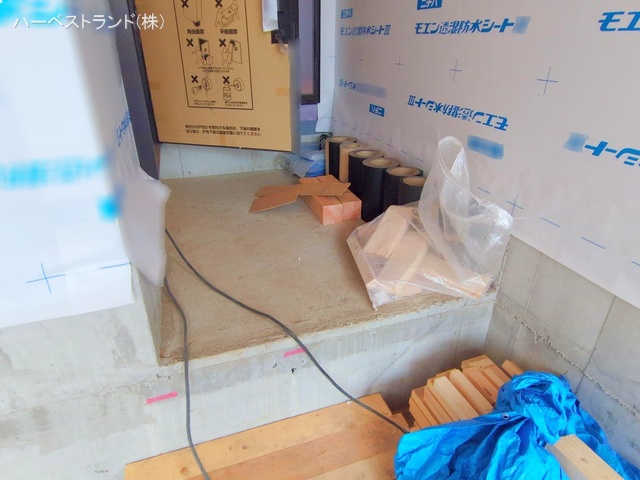 神奈川県横浜市神奈川区三ツ沢下町の新築戸建てシート写真 2025年9月3日撮影